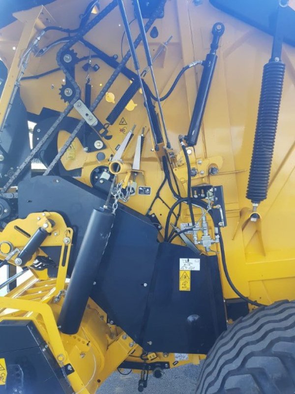 Sonstige Pressen типа New Holland Roll Belt 150, Ausstellungsmaschine в Bertschikon (Фотография 5)