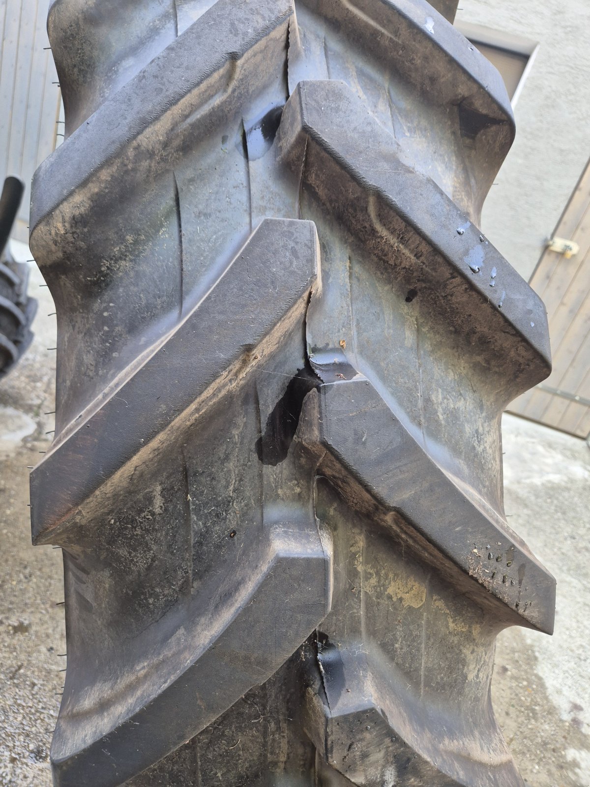 Sonstige Räder & Reifen & Felgen des Typs Alliance 420/80R46, Gebrauchtmaschine in Petersdorf (Bild 4)