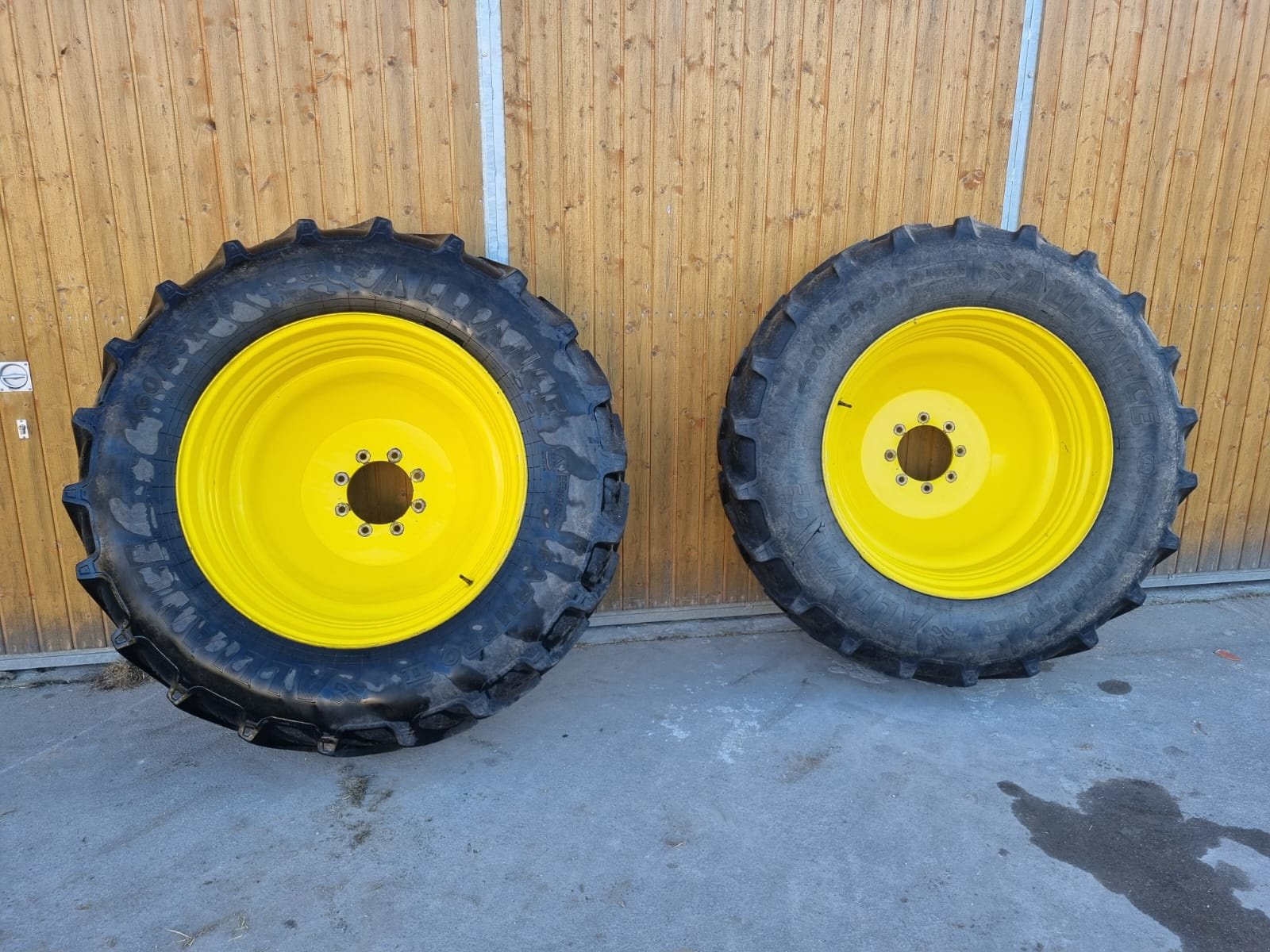 Sonstige Räder & Reifen & Felgen typu Alliance 460/85R38 und 420/85R24, Gebrauchtmaschine v Amberg (Obrázek 1)