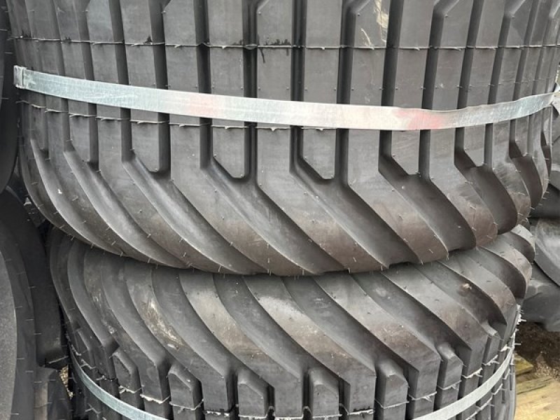 Sonstige Räder & Reifen & Felgen des Typs BKT Sonstiges, Neumaschine in Courtedoux (Bild 1)