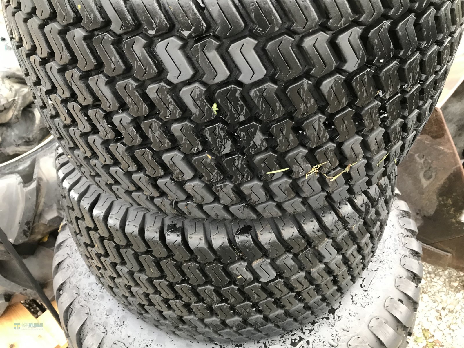 Sonstige Räder & Reifen & Felgen des Typs Carlisle Räder 23x10,5-12 & 31x13,5-15, Gebrauchtmaschine in Wackersberg (Bild 2)