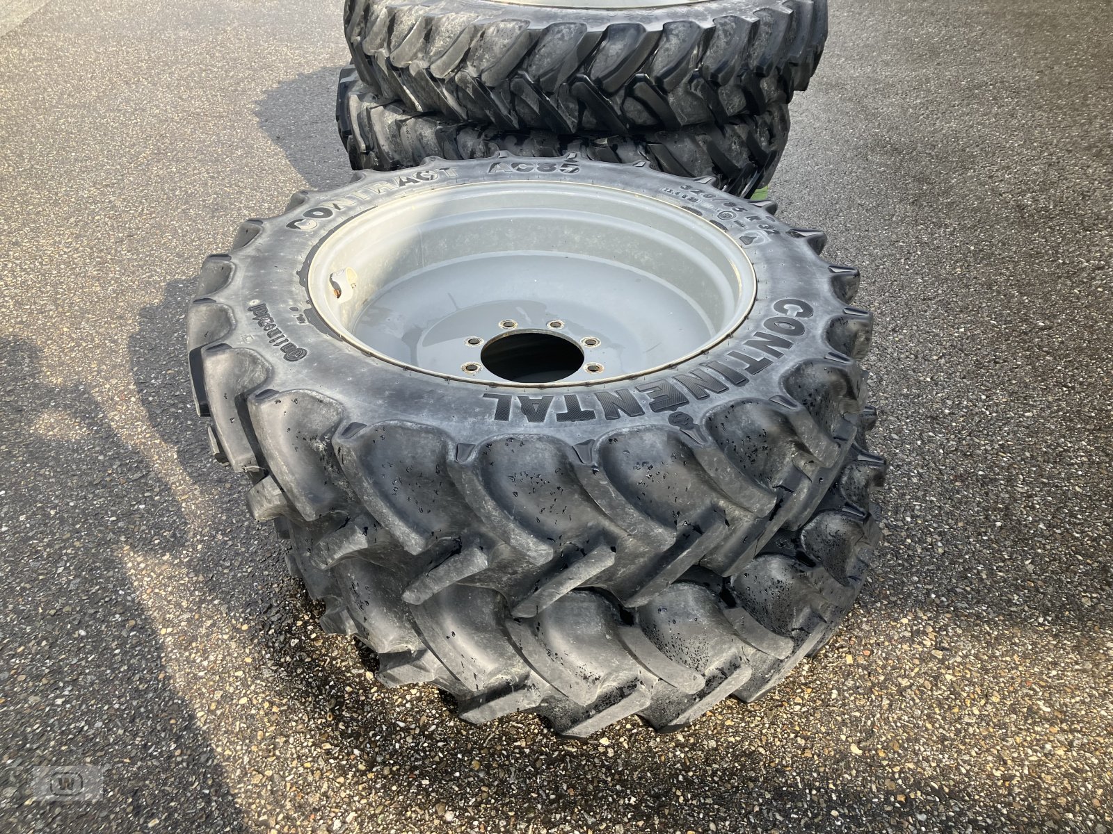 Sonstige Räder & Reifen & Felgen типа Continental 320/85 R32 + 340/85 R46, Gebrauchtmaschine в Zell an der Pram (Фотография 18)