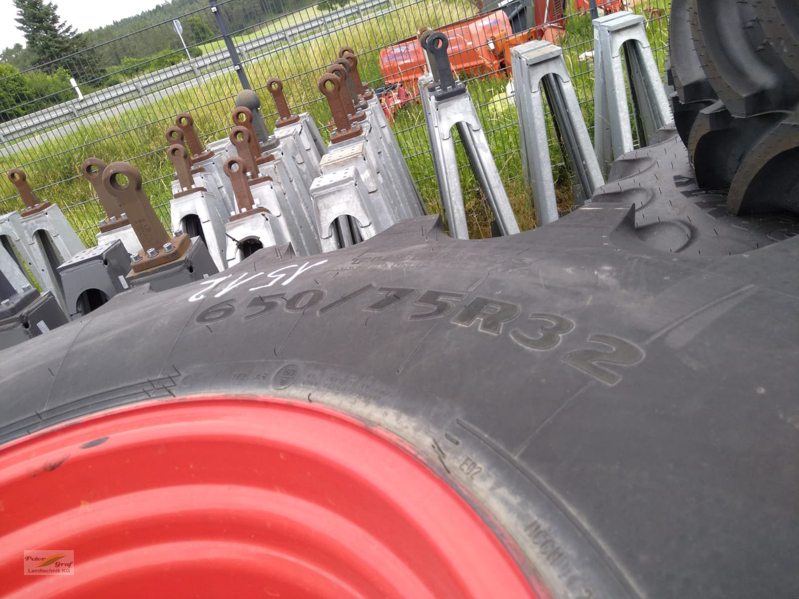 Sonstige Räder & Reifen & Felgen des Typs GoodYear 650/75R32 DT822, Neumaschine in Pegnitz-Bronn (Bild 4)