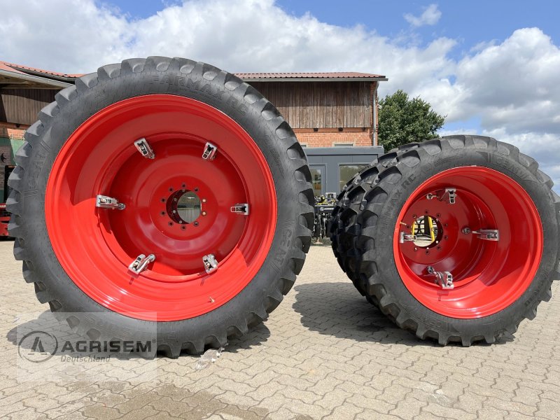 Sonstige Räder & Reifen & Felgen от тип Grasdorf 320/90 R 54, Gebrauchtmaschine в Römstedt (Снимка 1)