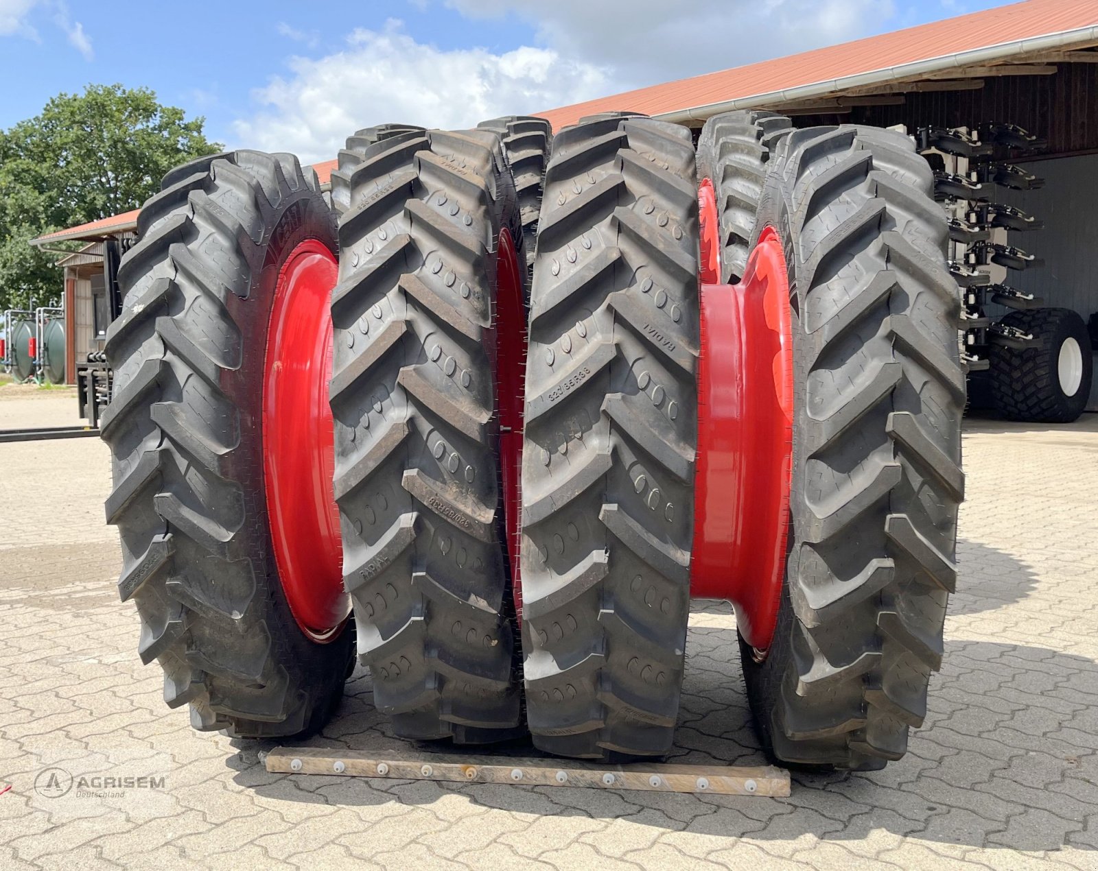 Sonstige Räder & Reifen & Felgen of the type Grasdorf 320/90 R 54, Gebrauchtmaschine in Römstedt (Picture 2)