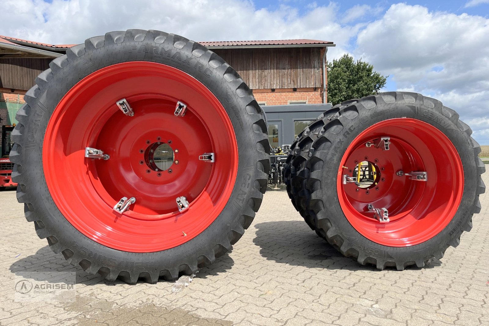 Sonstige Räder & Reifen & Felgen of the type Grasdorf 320/90 R 54, Gebrauchtmaschine in Römstedt (Picture 15)