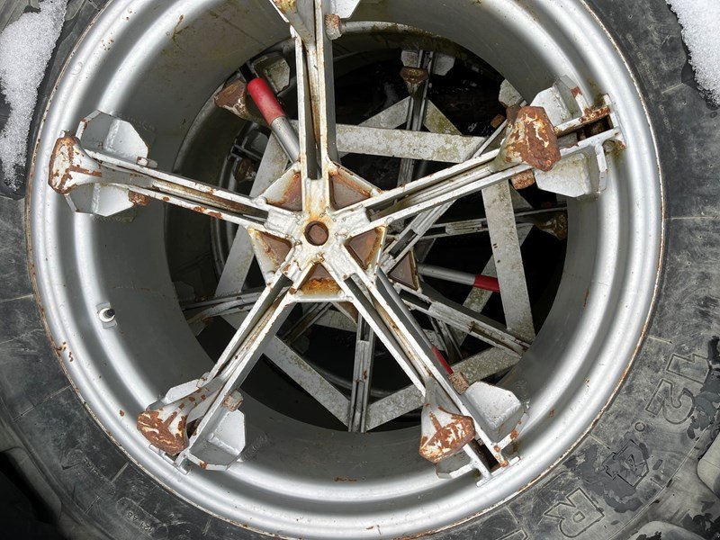 Sonstige Räder & Reifen & Felgen van het type Michelin Sonstiges, Gebrauchtmaschine in Courtedoux (Foto 1)