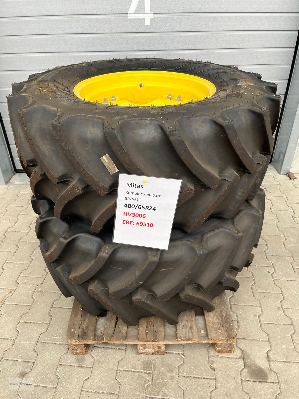 Sonstige Räder & Reifen & Felgen des Typs Mitas 480/65R24, Neumaschine in Antdorf (Bild 3)