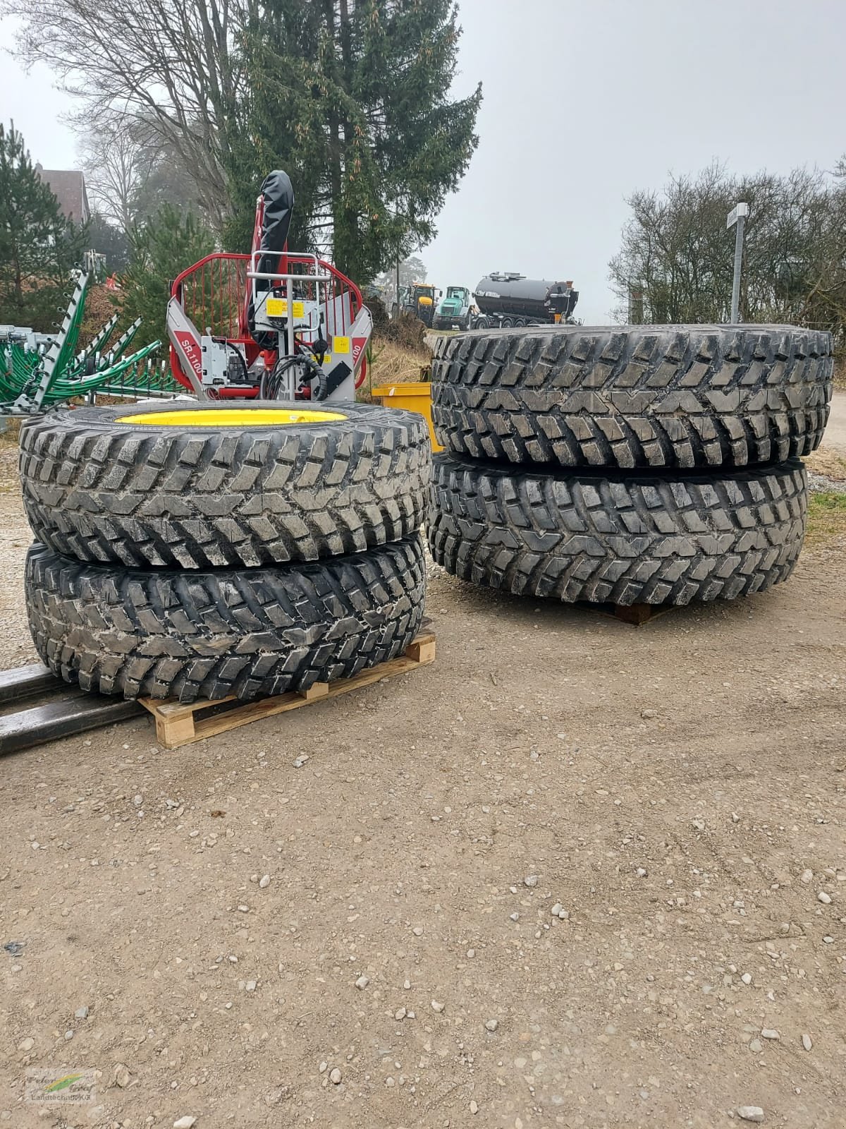 Sonstige Räder & Reifen & Felgen типа Nokian TRI 2, Gebrauchtmaschine в Pegnitz-Bronn (Фотография 1)