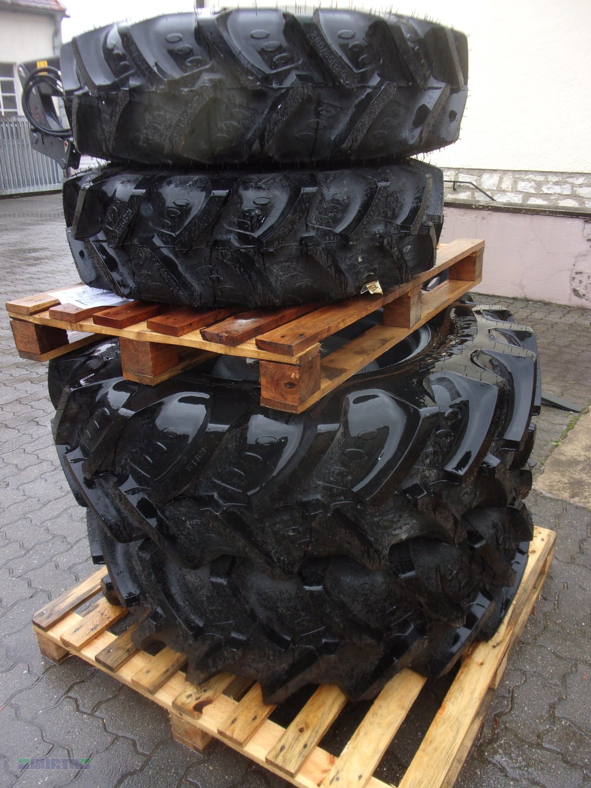 Sonstige Räder & Reifen & Felgen des Typs Reifen Verschiedene Räder in verschiedenen Größen und Ausführungen, Gebrauchtmaschine in Buchdorf (Bild 1)