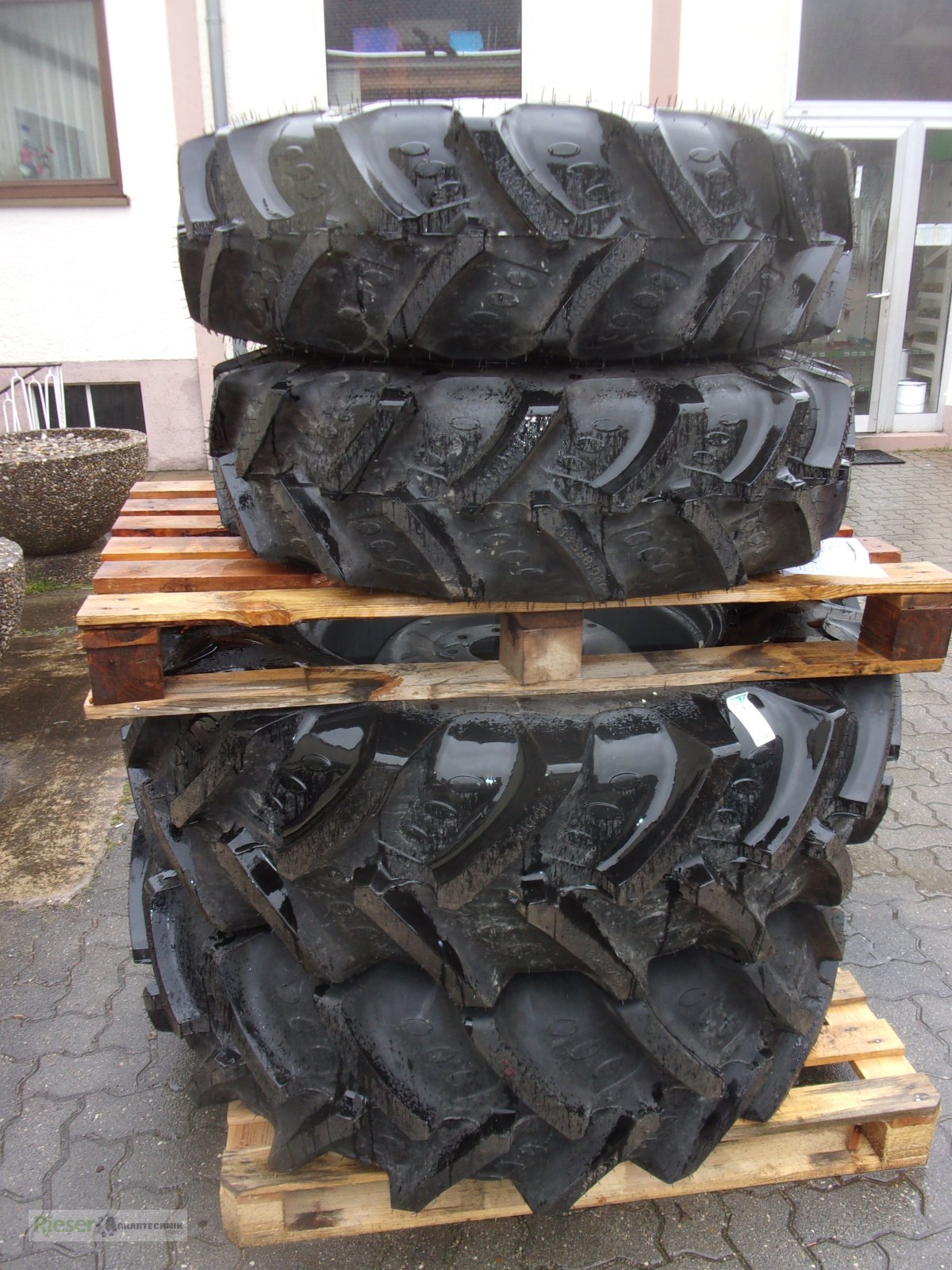 Sonstige Räder & Reifen & Felgen van het type Reifen Verschiedene Räder in verschiedenen Größen und Ausführungen, Gebrauchtmaschine in Nördlingen (Foto 7)