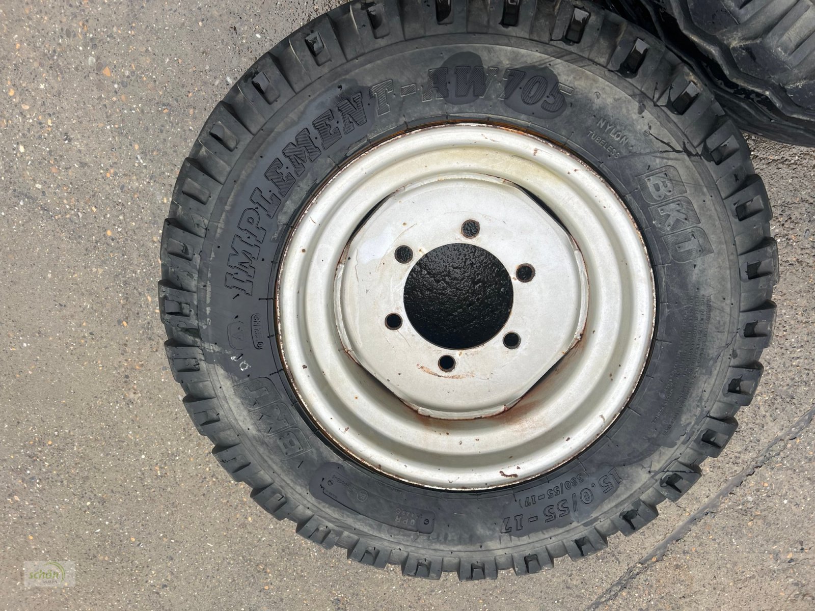 Sonstige Räder & Reifen & Felgen типа Sonstige 2 Kompletträder mit Reifen 15.0/55-17 auf 6-Loch ET-54 !! Felgen, Gebrauchtmaschine в Burgrieden (Фотография 3)