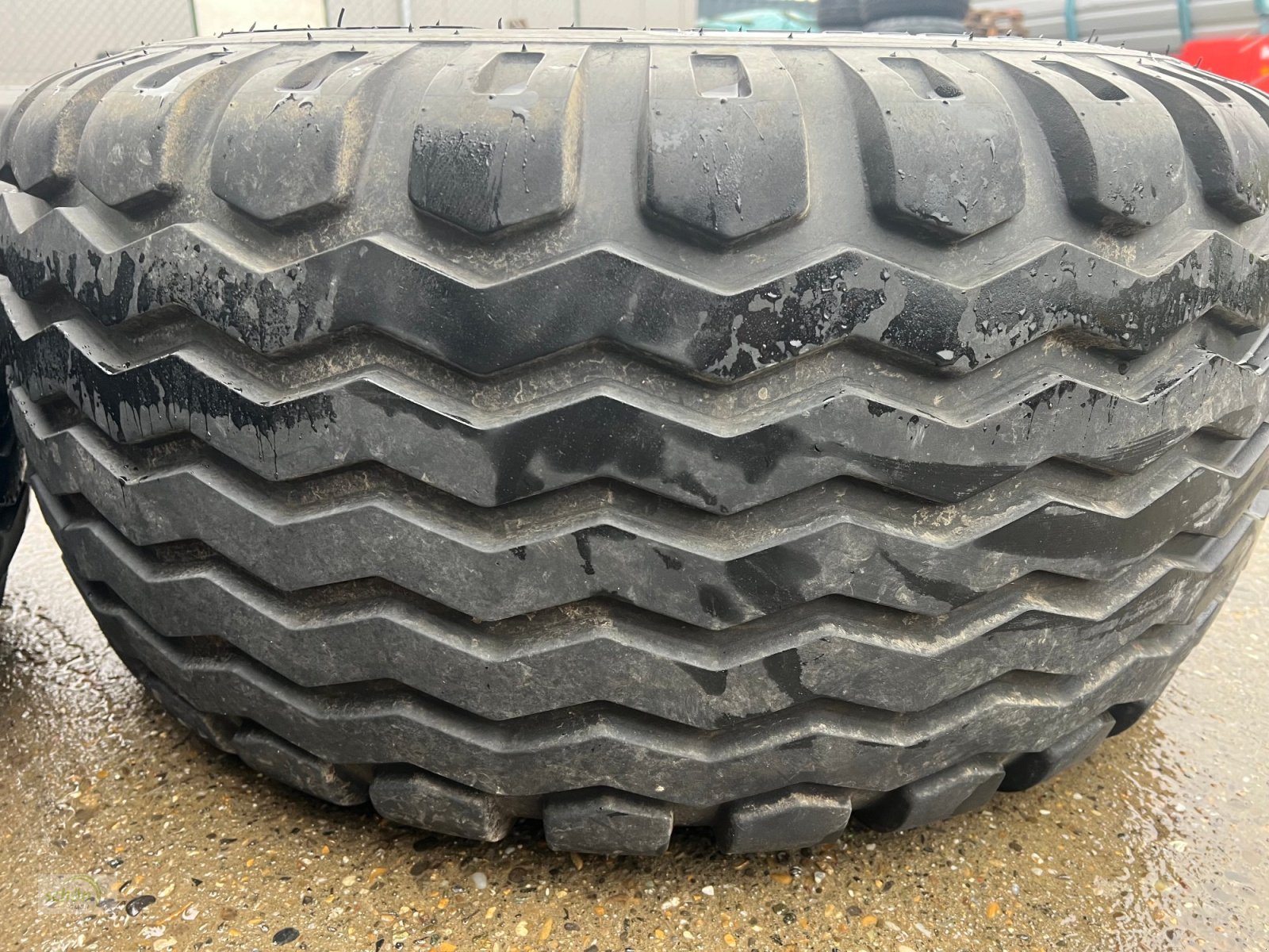 Sonstige Räder & Reifen & Felgen типа Sonstige 2 Kompletträder mit Reifen 15.0/55-17 auf 6-Loch ET-54 !! Felgen, Gebrauchtmaschine в Burgrieden (Фотография 5)