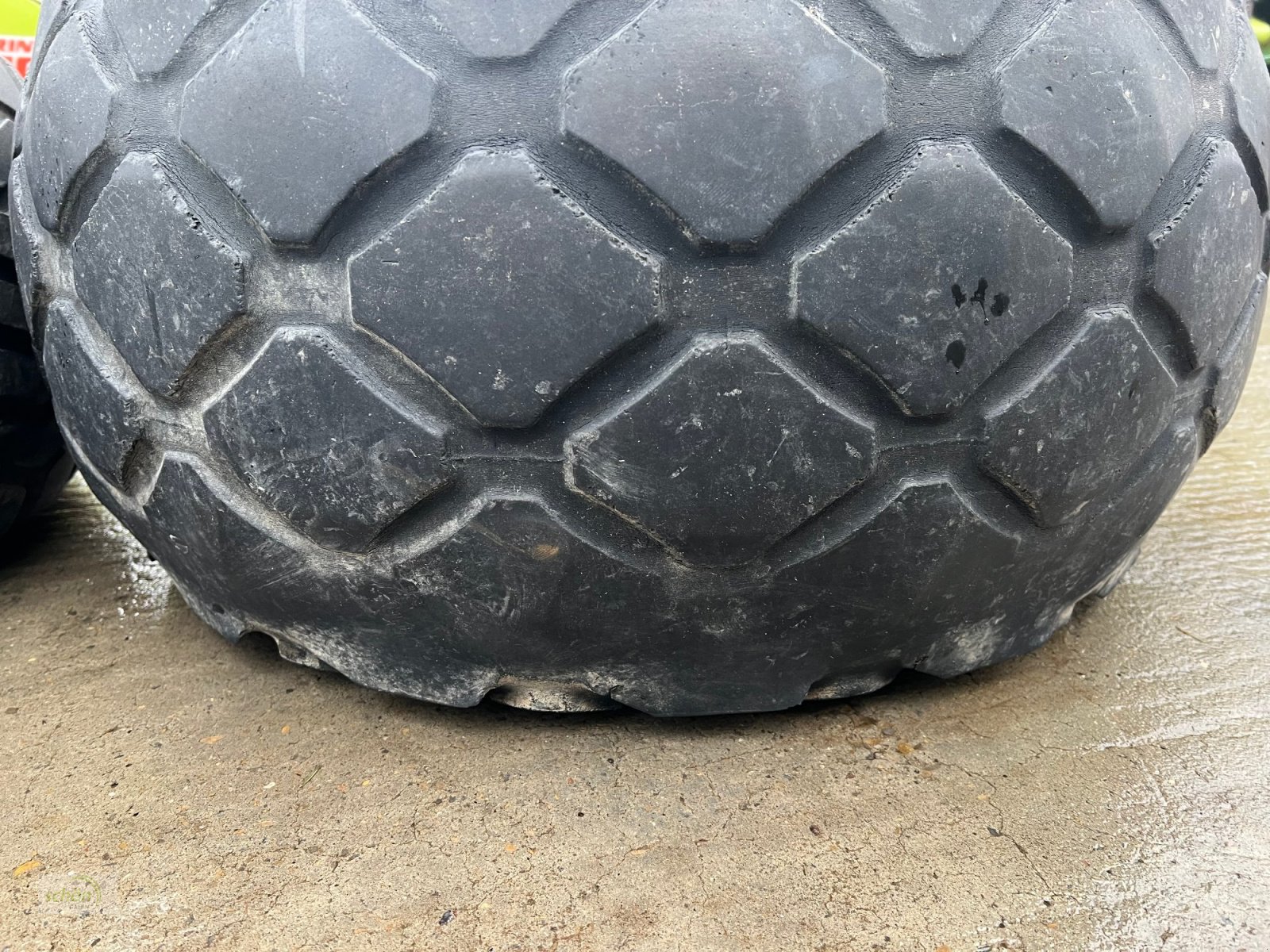 Sonstige Räder & Reifen & Felgen del tipo Sonstige 2 Kompletträder mit Reifen 15.0/55-17 auf 6-Loch ET0 Felgen, Gebrauchtmaschine In Burgrieden (Immagine 5)