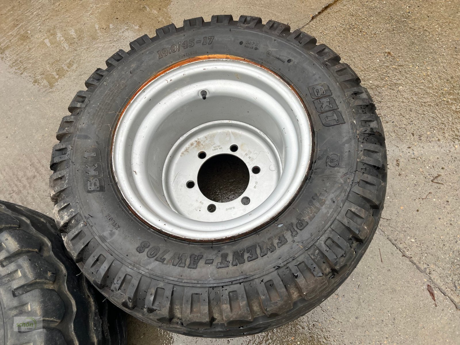 Sonstige Räder & Reifen & Felgen типа Sonstige 2 Kompletträder mit Reifen 19.0/45-17 auf 6-Loch ET-35 !! Felgen, Gebrauchtmaschine в Burgrieden (Фотография 14)
