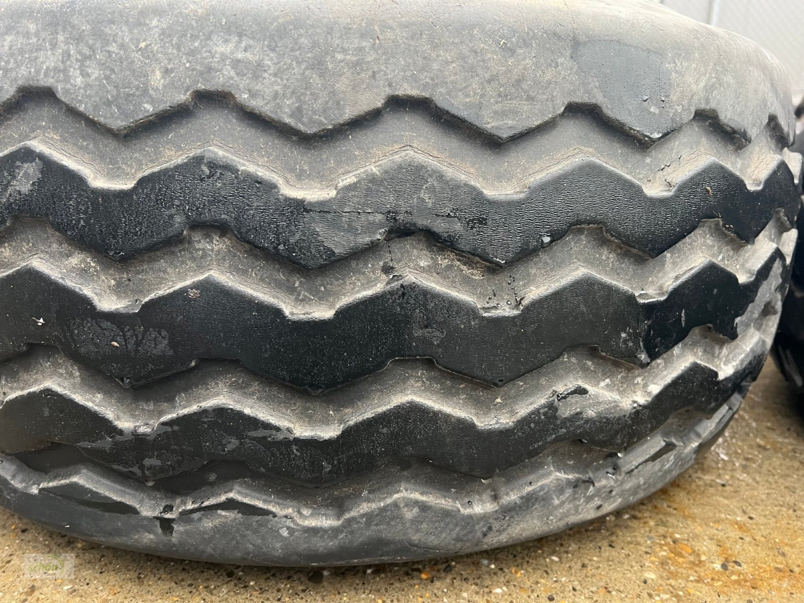 Sonstige Räder & Reifen & Felgen du type Sonstige 4 Kompletträder mit Reifen 15.0/55-17 auf 6-Loch ET0 Felgen, Gebrauchtmaschine en Burgrieden (Photo 10)