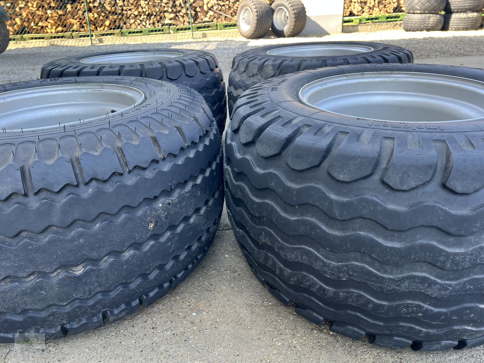 Sonstige Räder & Reifen & Felgen типа Sonstige 4 Kompletträder mit Reifen 19.0/45-17 auf 6-Loch ET 0 Felgen, Gebrauchtmaschine в Burgrieden (Фотография 10)