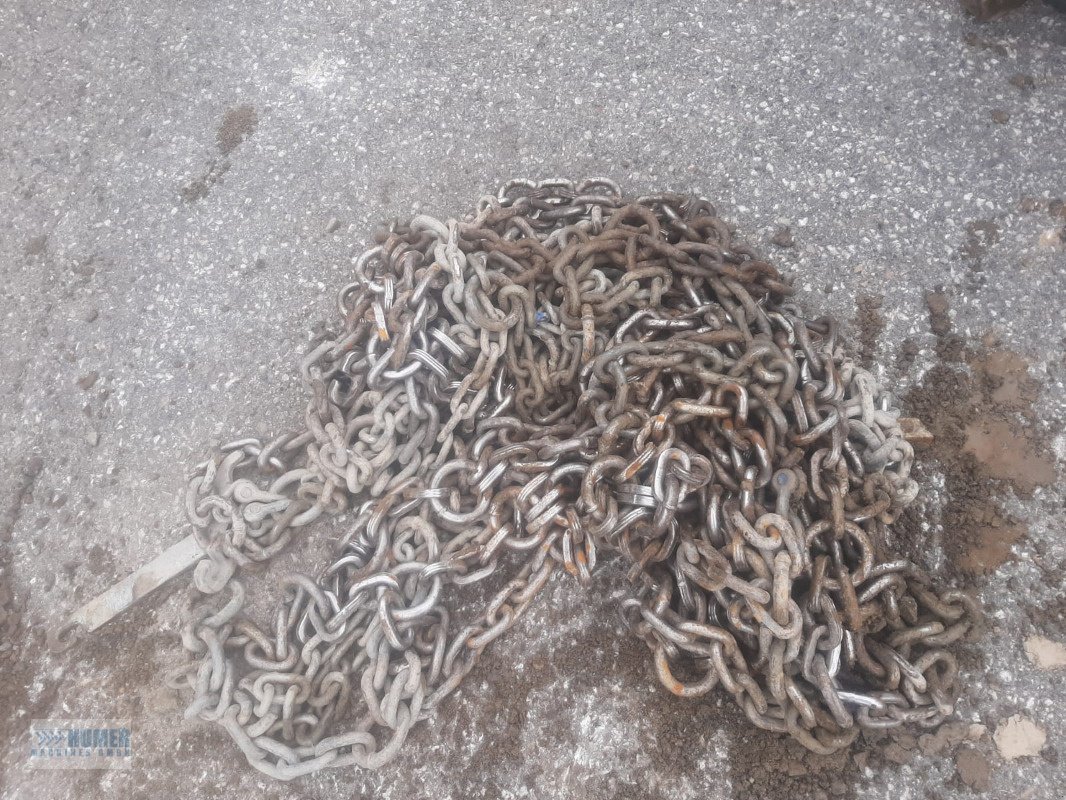 Sonstige Räder & Reifen & Felgen des Typs Sonstige Schneeketten 20.5R25 20.5-25, Neumaschine in Vorchdorf (Bild 1)