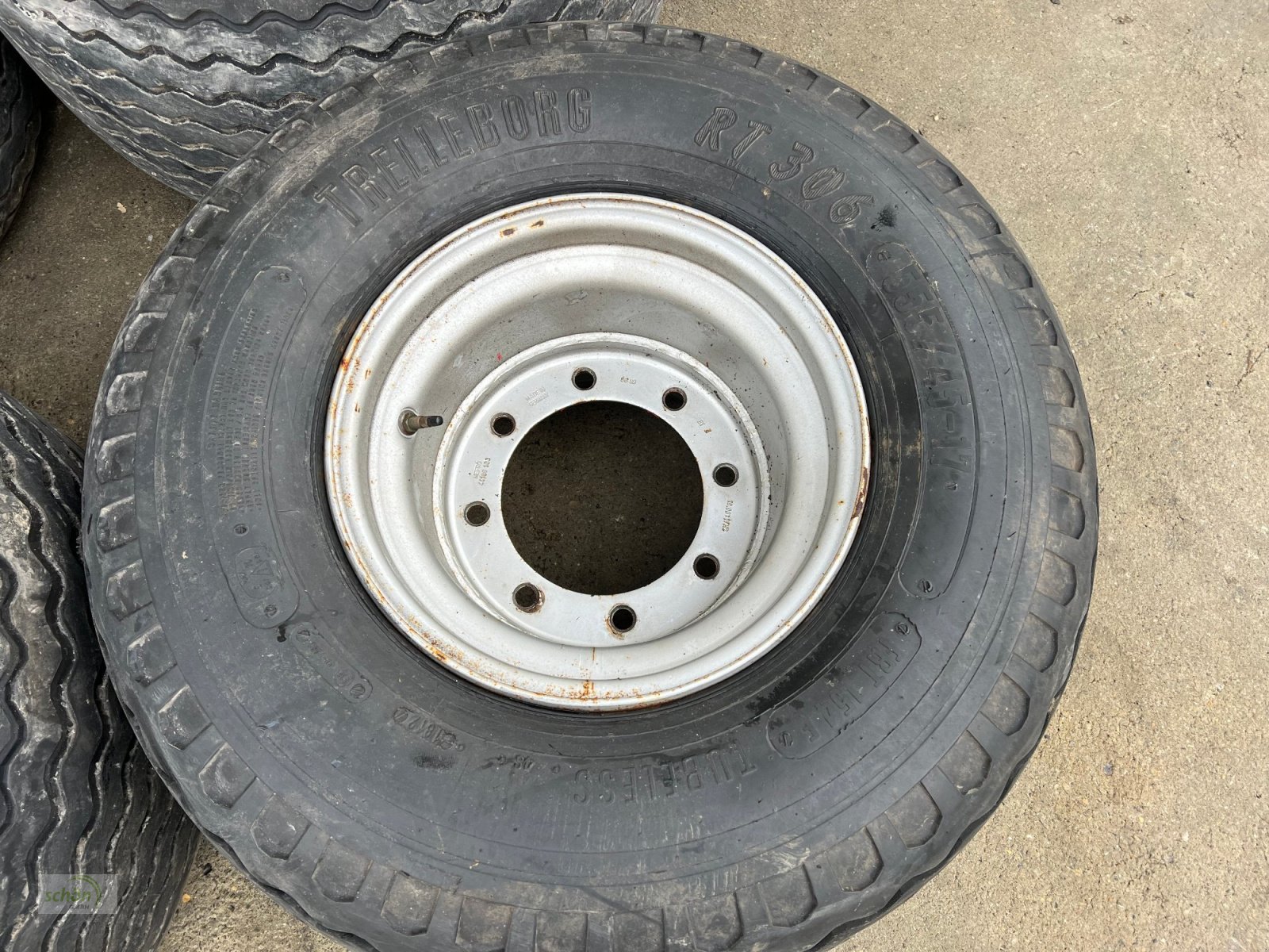 Sonstige Räder & Reifen & Felgen des Typs Trelleborg 4 Kompletträder mit Reifen 555/45-17 auf 8-Loch ET0 Felgen, Gebrauchtmaschine in Burgrieden (Bild 3)