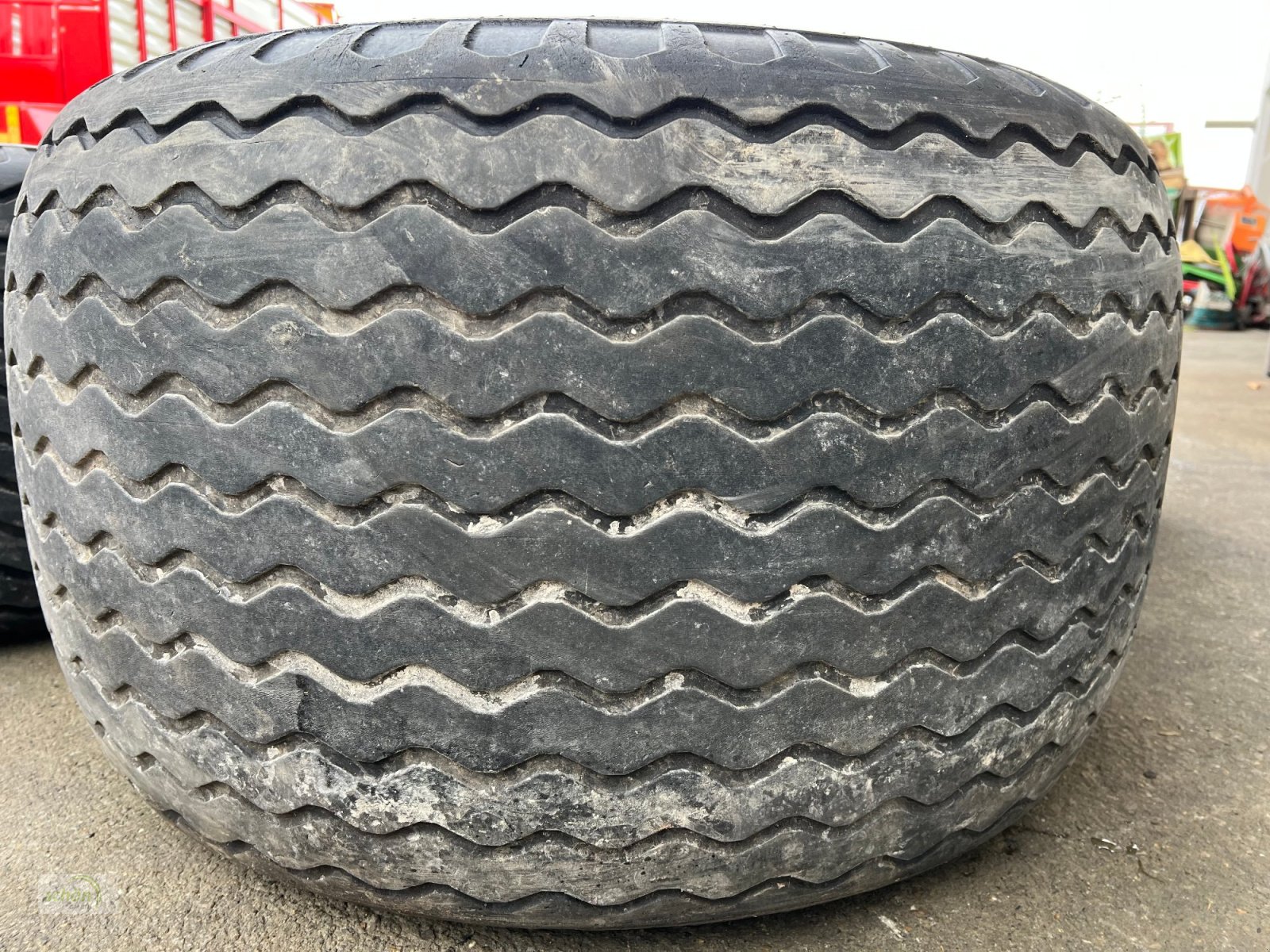 Sonstige Räder & Reifen & Felgen des Typs Trelleborg 4 Kompletträder mit Reifen 555/45-17 auf 8-Loch ET0 Felgen, Gebrauchtmaschine in Burgrieden (Bild 16)