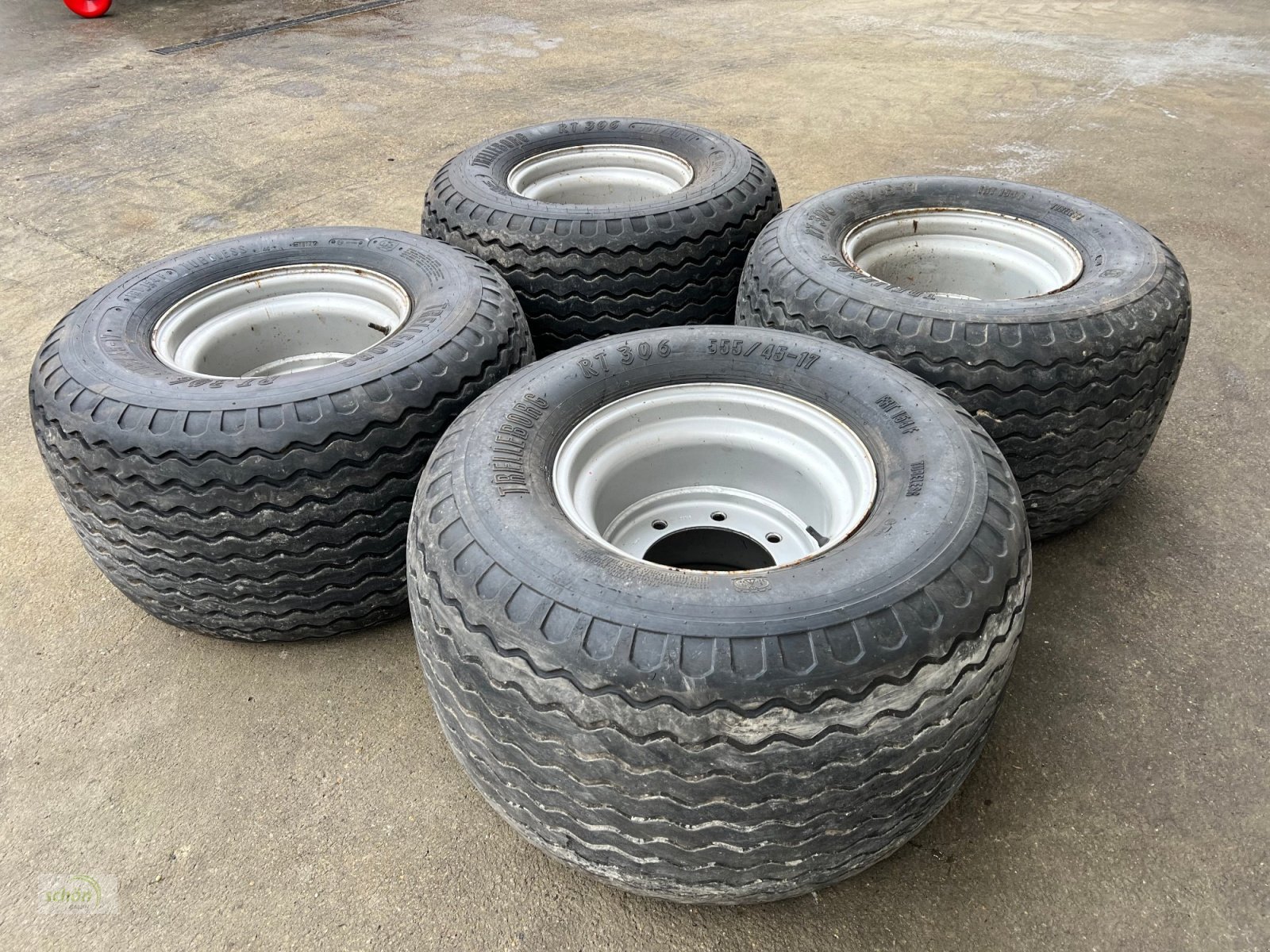 Sonstige Räder & Reifen & Felgen des Typs Trelleborg 4 Kompletträder mit Reifen 555/45-17 auf 8-Loch ET0 Felgen, Gebrauchtmaschine in Burgrieden (Bild 17)