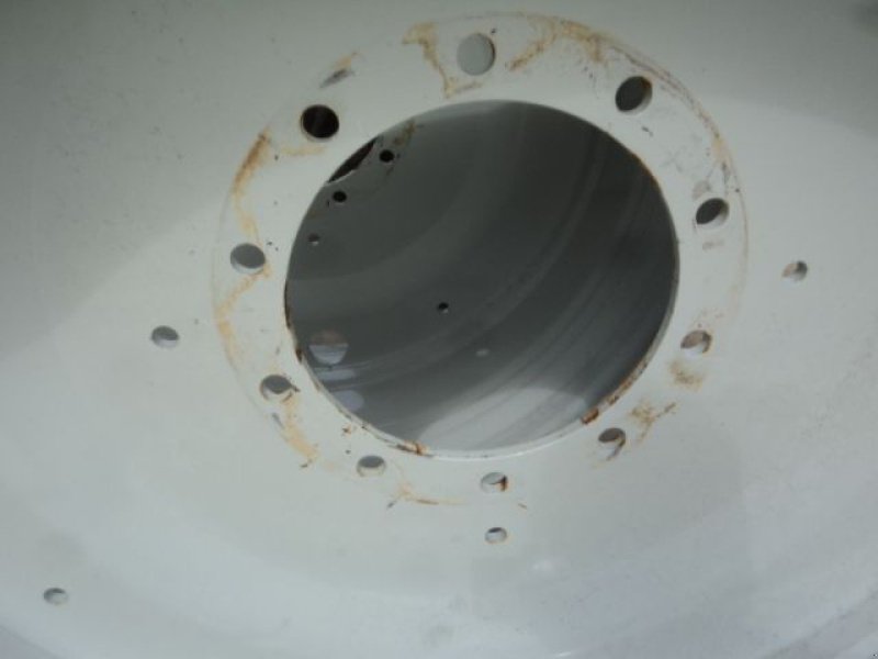 Sonstige Räder & Reifen & Felgen типа Trelleborg JANTE 20 X 42, Gebrauchtmaschine в MOULLE (Фотография 2)