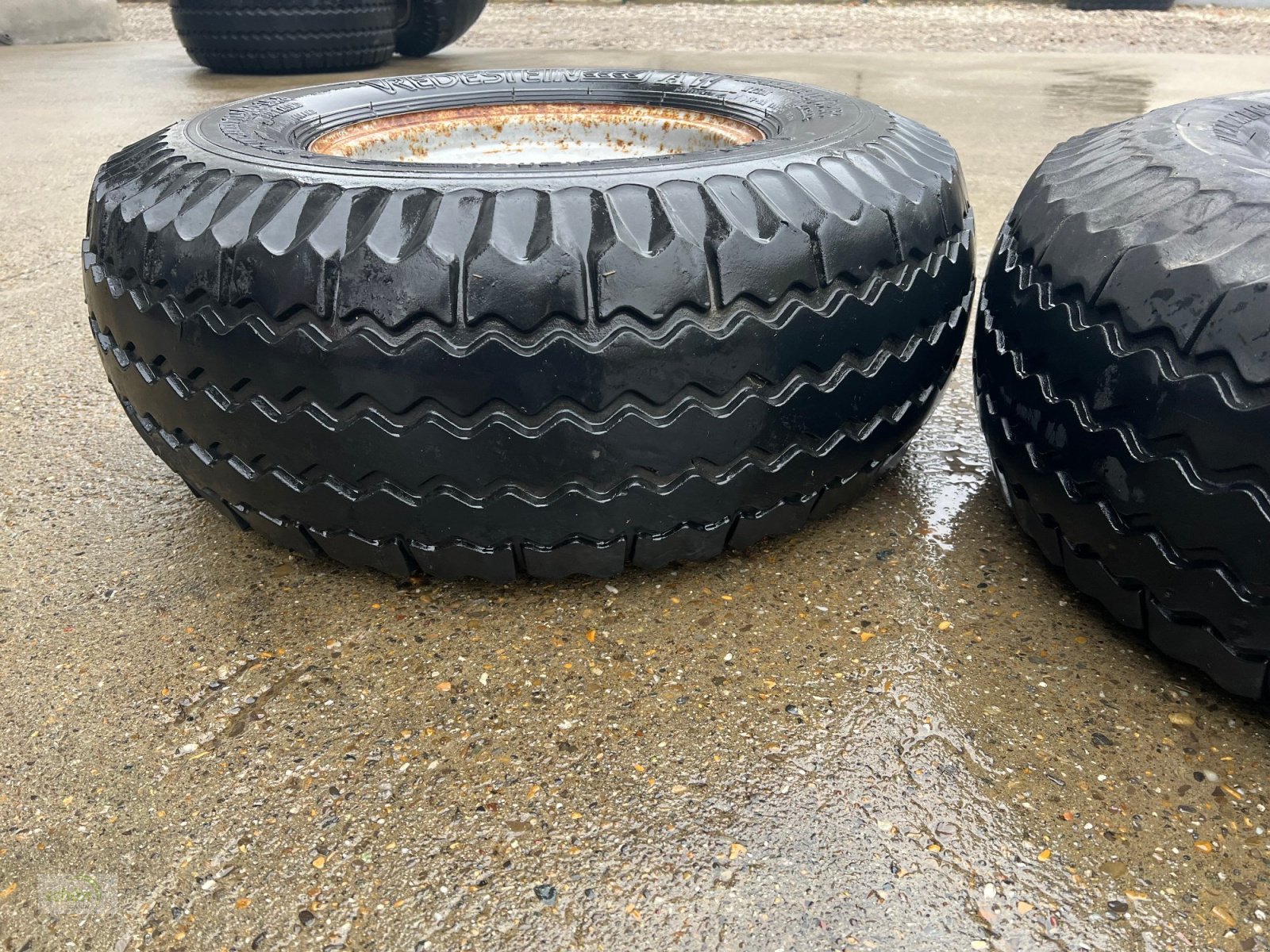 Sonstige Räder & Reifen & Felgen typu Vredestein 2 Kompletträder mit Reifen 11.5/80-15.3 auf 6-Loch ET -10 Felgen, Gebrauchtmaschine v Burgrieden (Obrázok 5)