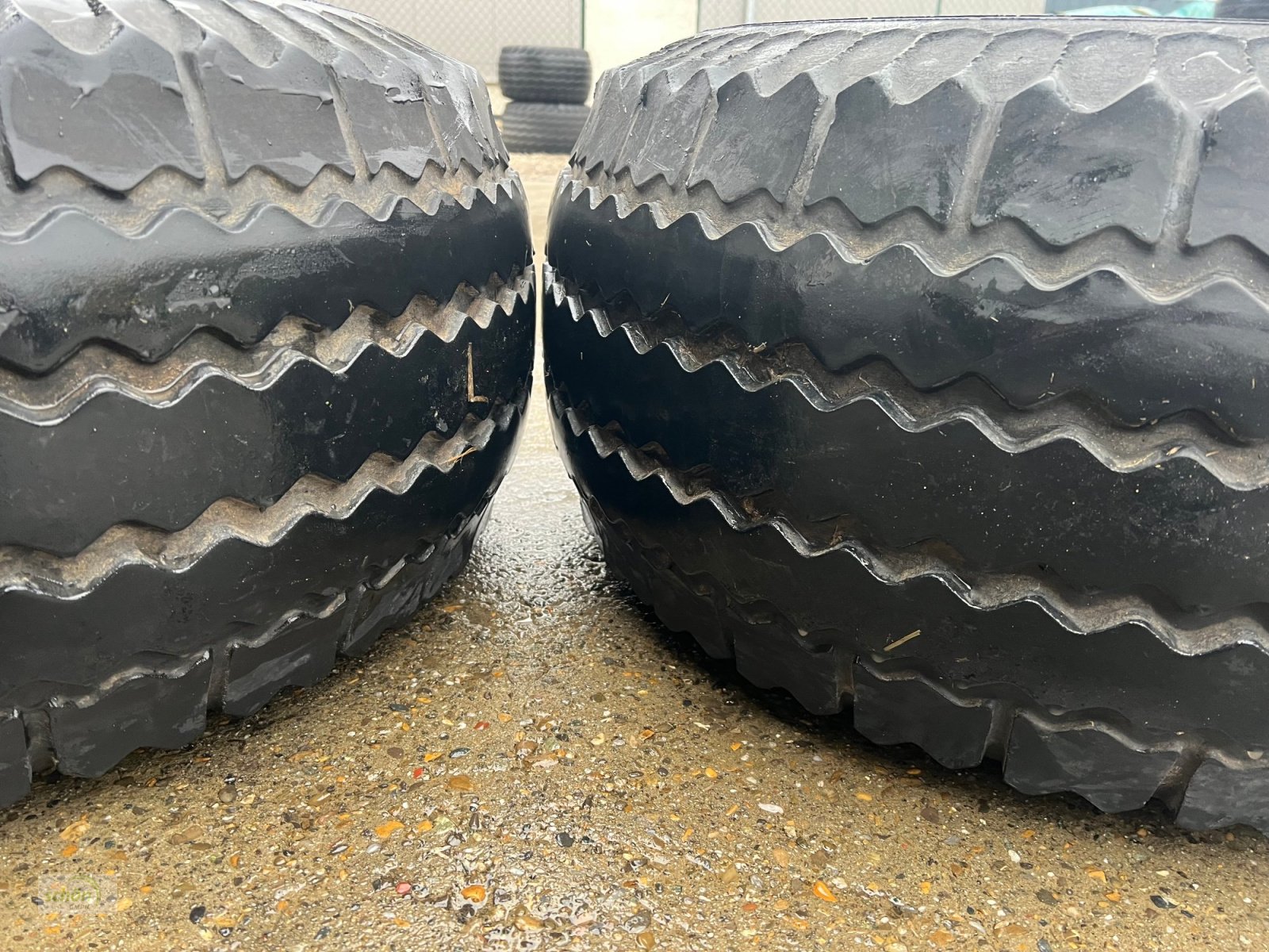 Sonstige Räder & Reifen & Felgen типа Vredestein 2 Kompletträder mit Reifen 15.0/55-17 auf 6-Loch ET0 Felgen, Gebrauchtmaschine в Burgrieden (Фотография 8)