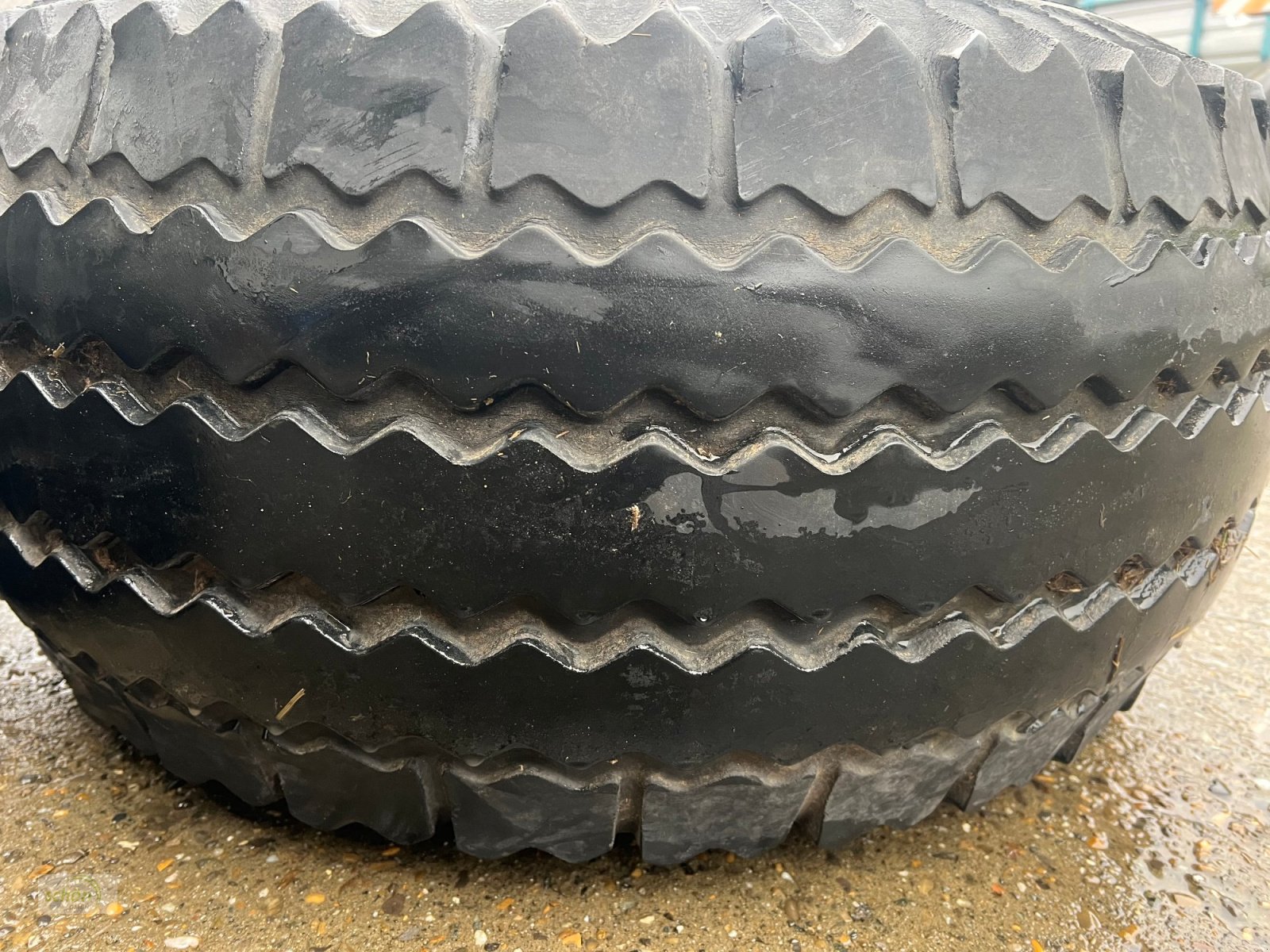 Sonstige Räder & Reifen & Felgen типа Vredestein 2 Kompletträder mit Reifen 15.0/55-17 auf 6-Loch ET0 Felgen, Gebrauchtmaschine в Burgrieden (Фотография 9)