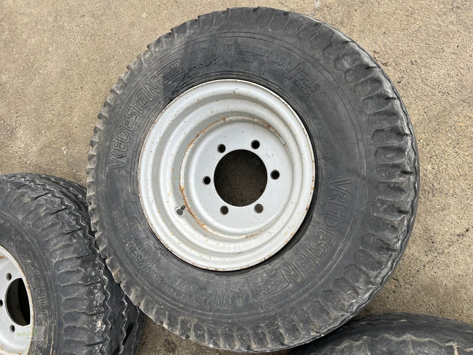 Sonstige Räder & Reifen & Felgen des Typs Vredestein 4 Kompletträder mit Reifen 13.0/75-16 auf 6-Loch ET0 Felgen, Gebrauchtmaschine in Burgrieden (Bild 3)
