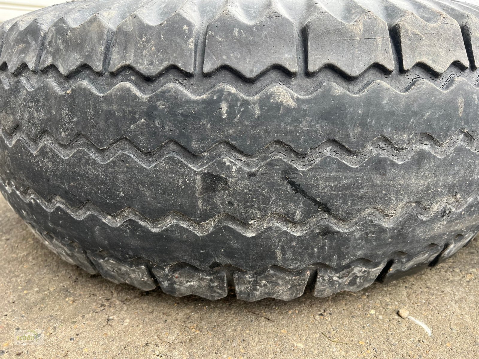 Sonstige Räder & Reifen & Felgen des Typs Vredestein 4 Kompletträder mit Reifen 13.0/75-16 auf 6-Loch ET0 Felgen, Gebrauchtmaschine in Burgrieden (Bild 16)