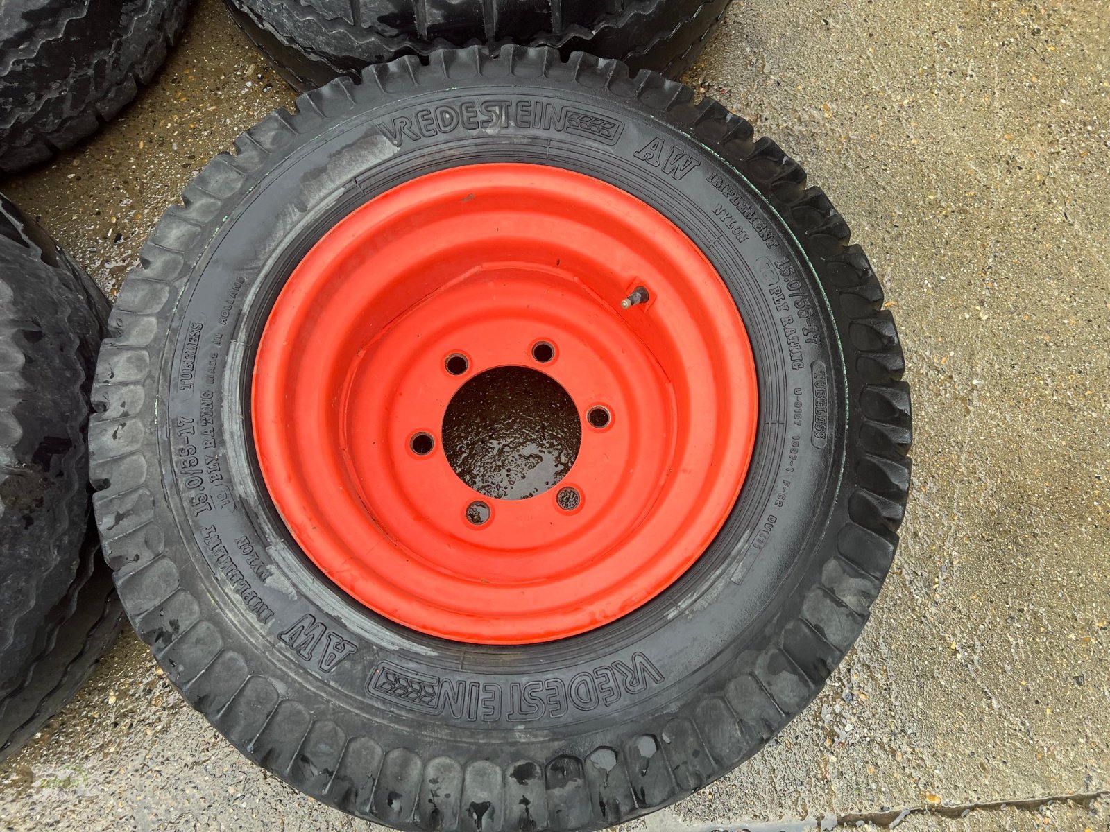 Sonstige Räder & Reifen & Felgen типа Vredestein 4 Kompletträder mit Reifen 15.0/55-17 auf 6-Loch ET0 Felgen, Gebrauchtmaschine в Burgrieden (Фотография 2)