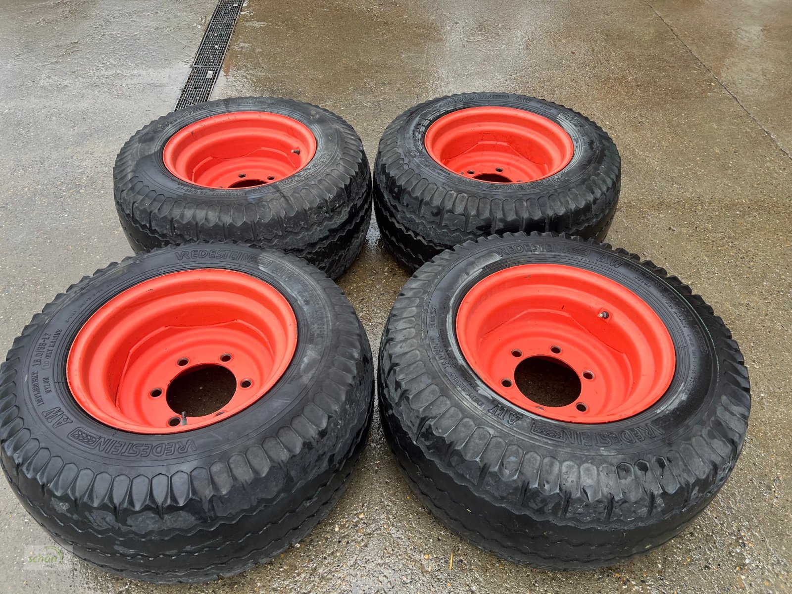 Sonstige Räder & Reifen & Felgen типа Vredestein 4 Kompletträder mit Reifen 15.0/55-17 auf 6-Loch ET0 Felgen, Gebrauchtmaschine в Burgrieden (Фотография 8)