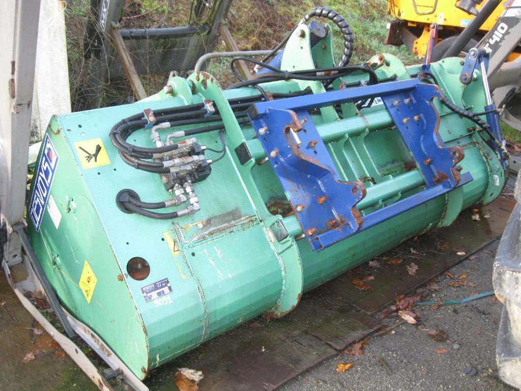 Sonstige Rübentechnik des Typs Desvoys SC 0671 - 2m50 - 1,4m3, Gebrauchtmaschine in BRECE (Bild 2)