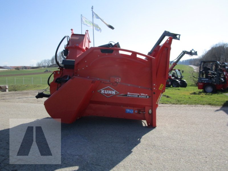 Sonstige Stalltechnik typu Kuhn PRIMOR 2060 S, Gebrauchtmaschine w Soyen (Zdjęcie 7)