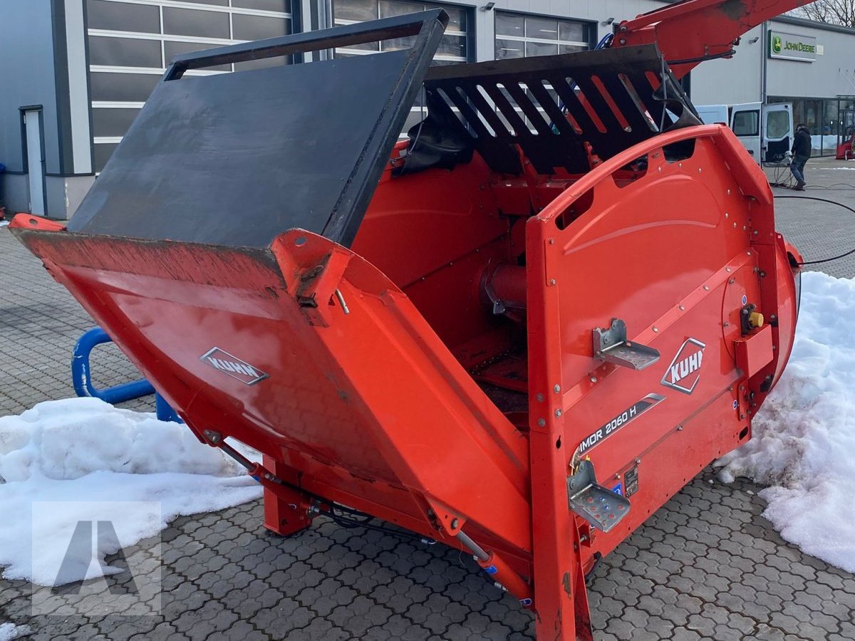 Sonstige Stalltechnik типа Kuhn PRIMOR 2060H, Gebrauchtmaschine в Regensburg (Фотография 2)
