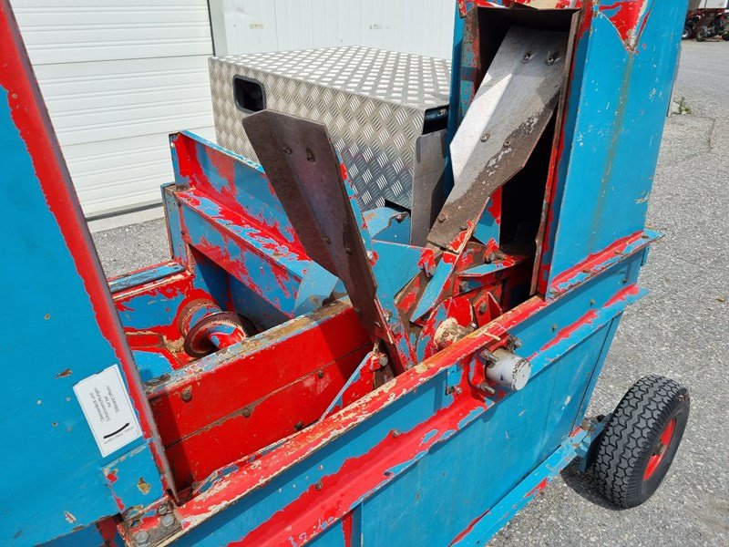 Sonstige Stalltechnik typu Mengele HG 200 Wurfgebläse, Gebrauchtmaschine v Chur (Obrázek 8)