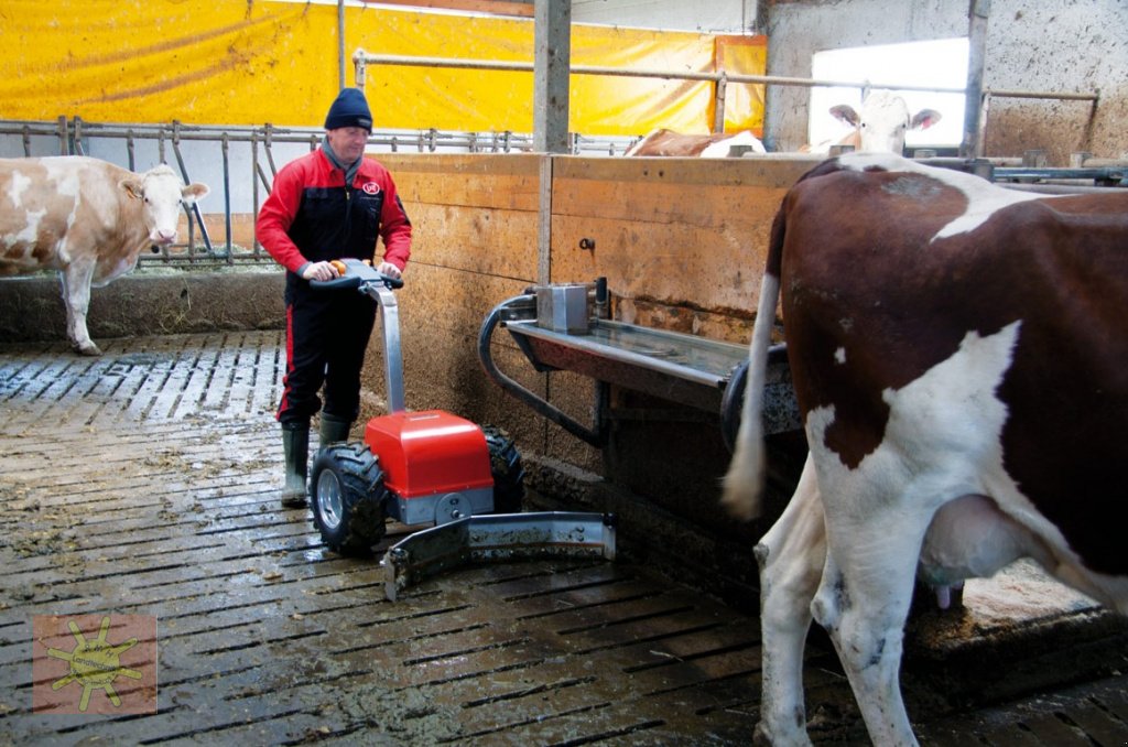 Sonstige Stalltechnik Türe ait RMH Spaltenreiniger "MAX", Neumaschine içinde Henndorf am Wallersee (resim 2)