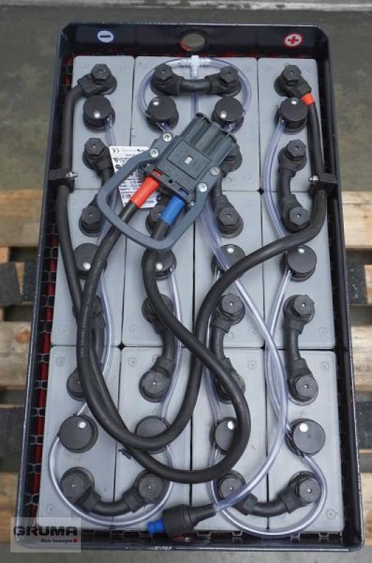 Sonstige Teile του τύπου Aim 24 Volt 4 PzS 500 Ah, Gebrauchtmaschine σε Friedberg-Derching (Φωτογραφία 3)