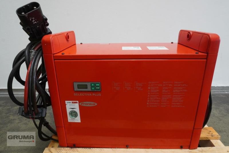 Sonstige Teile Türe ait Fronius Selectiva 8100 D 80V/100A, Gebrauchtmaschine içinde Friedberg-Derching (resim 3)