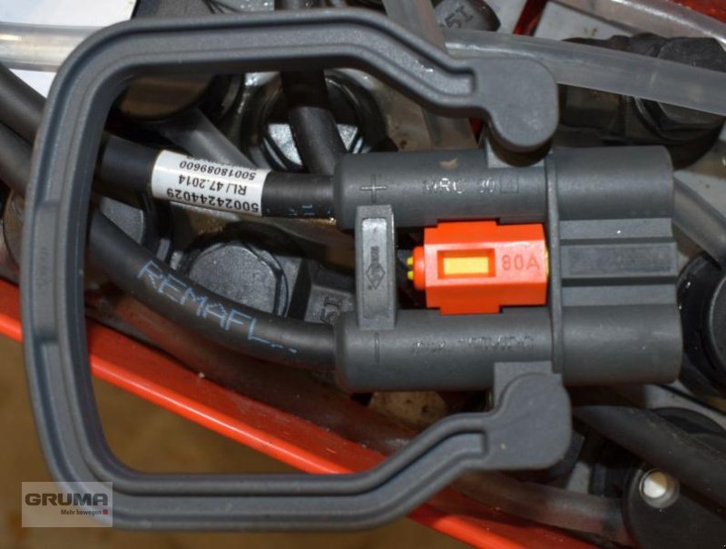 Sonstige Teile du type Gruma 24 Volt 2 PzB 200 Ah, Gebrauchtmaschine en Friedberg-Derching (Photo 4)