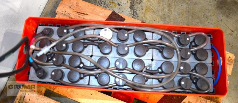 Sonstige Teile Türe ait Gruma 24 Volt 2 PzS 230 Ah, Gebrauchtmaschine içinde Friedberg-Derching (resim 3)