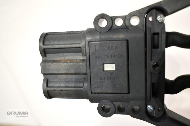 Sonstige Teile от тип Gruma 24 Volt 2 PzS 250 Ah, Gebrauchtmaschine в Friedberg-Derching (Снимка 4)