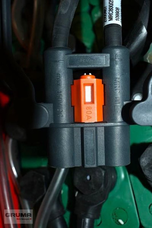 Sonstige Teile του τύπου Gruma 24 Volt 2 PzS 250 Ah, Gebrauchtmaschine σε Friedberg-Derching (Φωτογραφία 3)