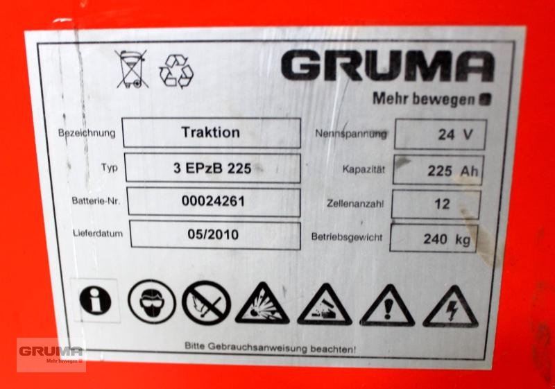 Sonstige Teile Türe ait Gruma 24 Volt 3 PzB 225 Ah, Gebrauchtmaschine içinde Friedberg-Derching (resim 4)