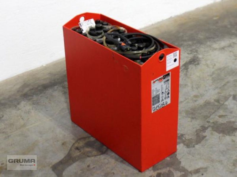 Sonstige Teile del tipo Gruma 24 Volt 3 PzB 225 Ah, Gebrauchtmaschine en Friedberg-Derching (Imagen 1)