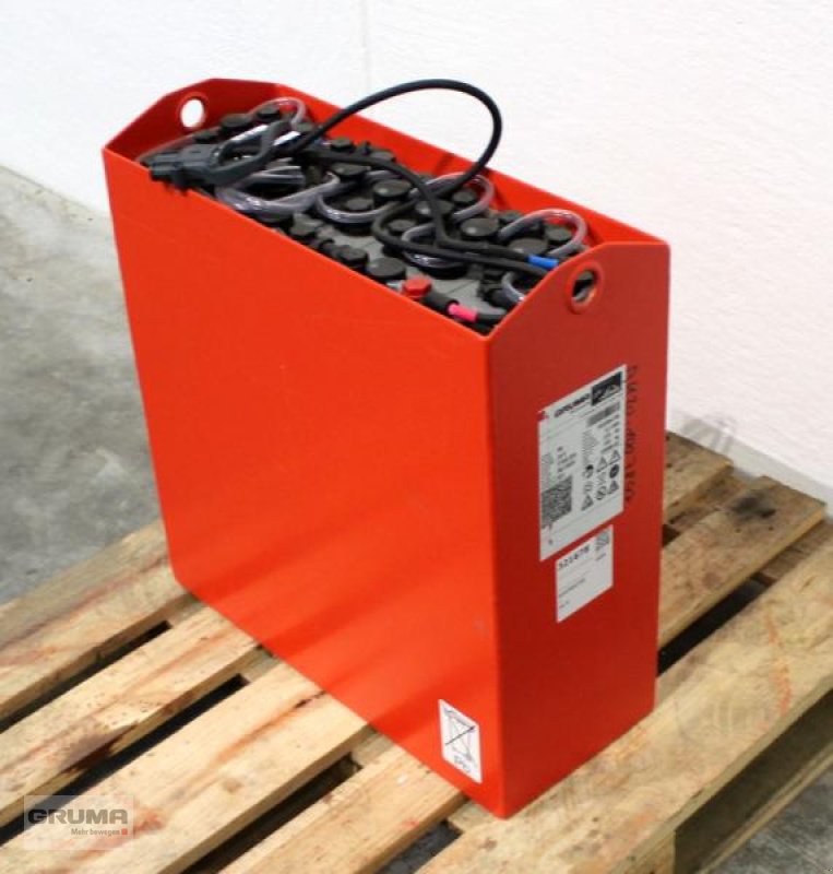 Sonstige Teile des Typs Gruma 24 Volt 3 PzB 225 Ah, Gebrauchtmaschine in Friedberg-Derching (Bild 1)