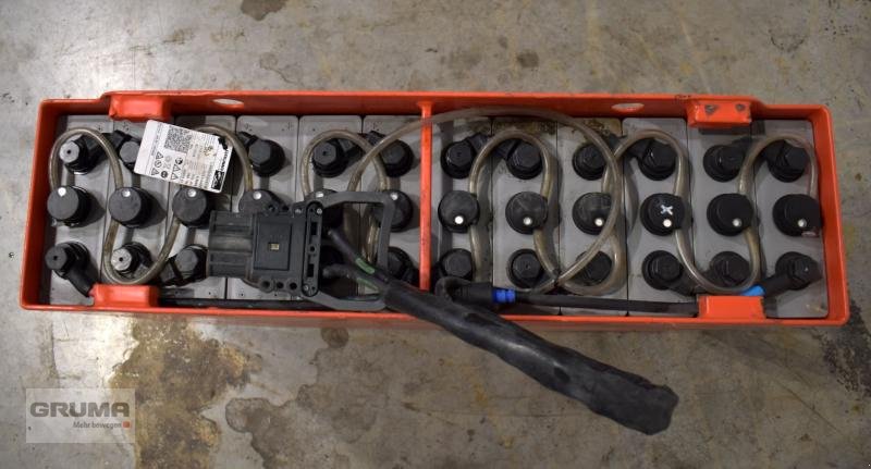 Sonstige Teile Türe ait Gruma 24 Volt 3 PzS 375 Ah, Gebrauchtmaschine içinde Friedberg-Derching (resim 3)