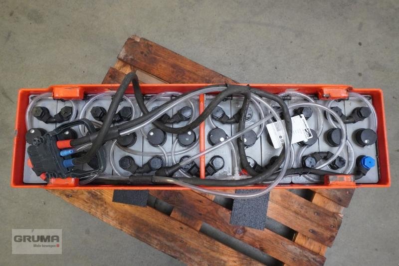 Sonstige Teile des Typs Gruma 24 Volt 3 PzS 375 Ah, Gebrauchtmaschine in Friedberg-Derching (Bild 3)