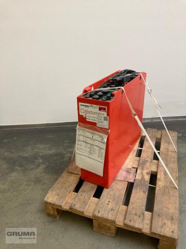 Sonstige Teile typu Gruma 24 Volt 3 PzS 375 Ah, Gebrauchtmaschine w Friedberg-Derching (Zdjęcie 2)